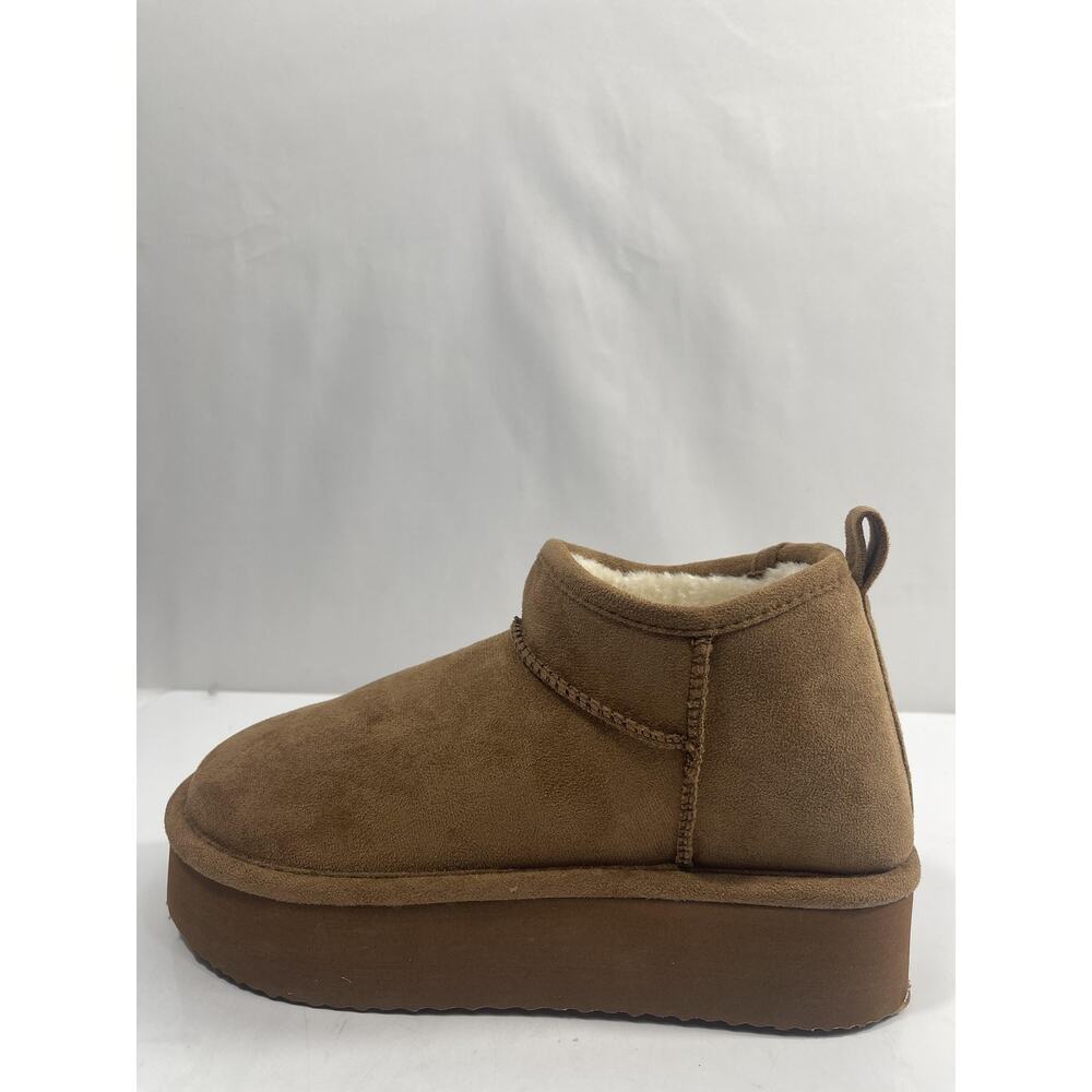Madden Girl BRAVEE Boots Womens Size 8.5 Tan Faux Suede Platform Ankle Shearling